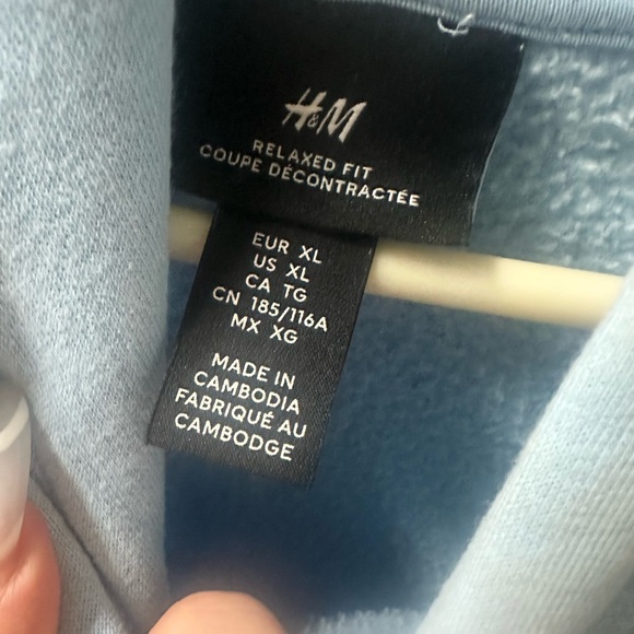 H&M Relaxed fit hoodie - Picture 3 of 3